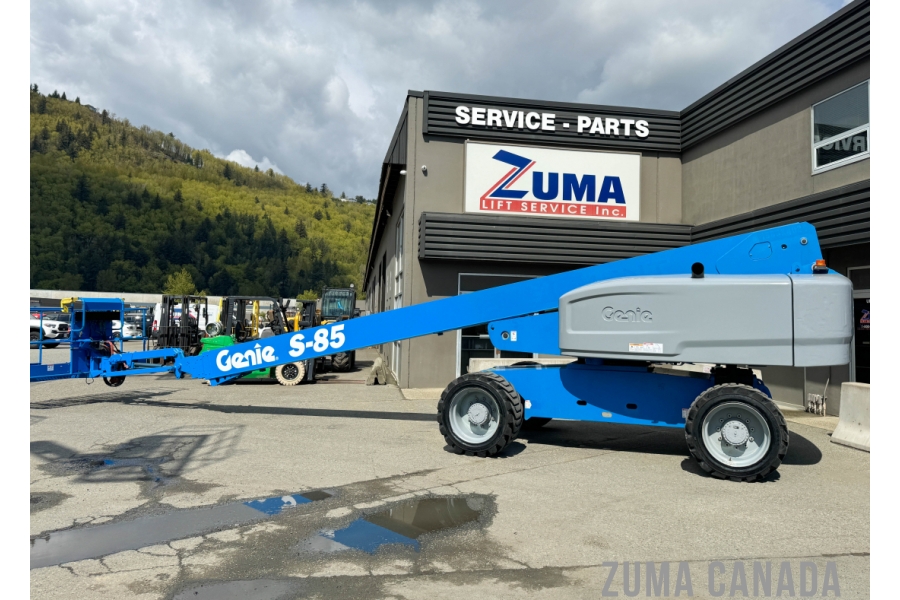 Buy prime quality boom lifts for sale in Lethbridge, Alberta from Zuma today!